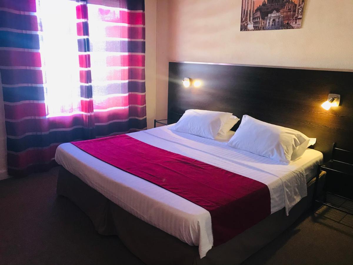ז'ואן-לה-פינס Hotel Savoy מראה חיצוני תמונה